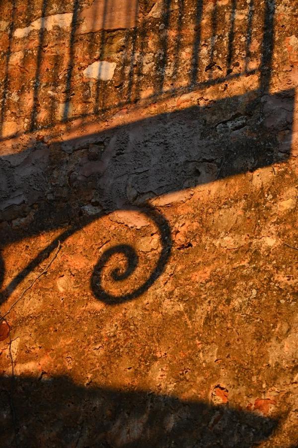 Maison Porte Heureuse Roussillon en Isere Exteriér fotografie
